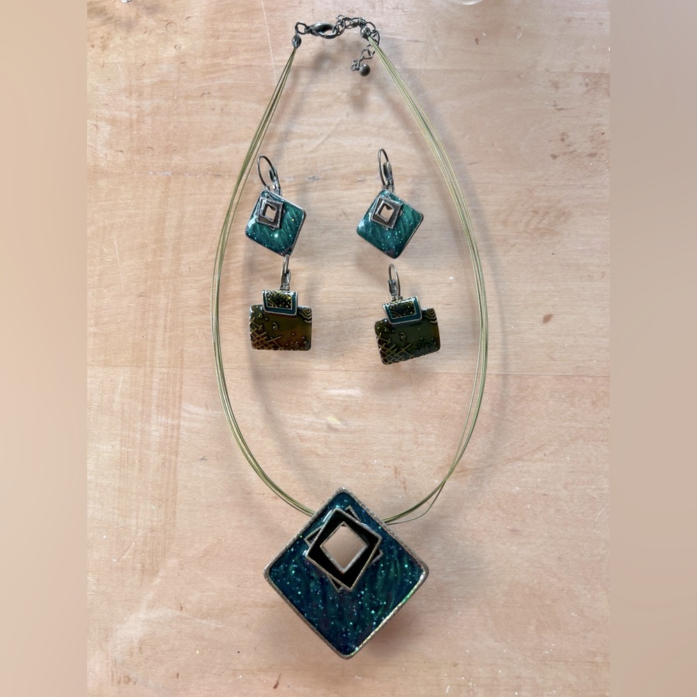 French artisanal green jewerly set